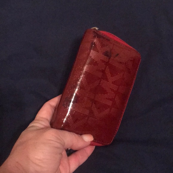 Wrist wallet !  Needs love ! - Picture 3 of 3